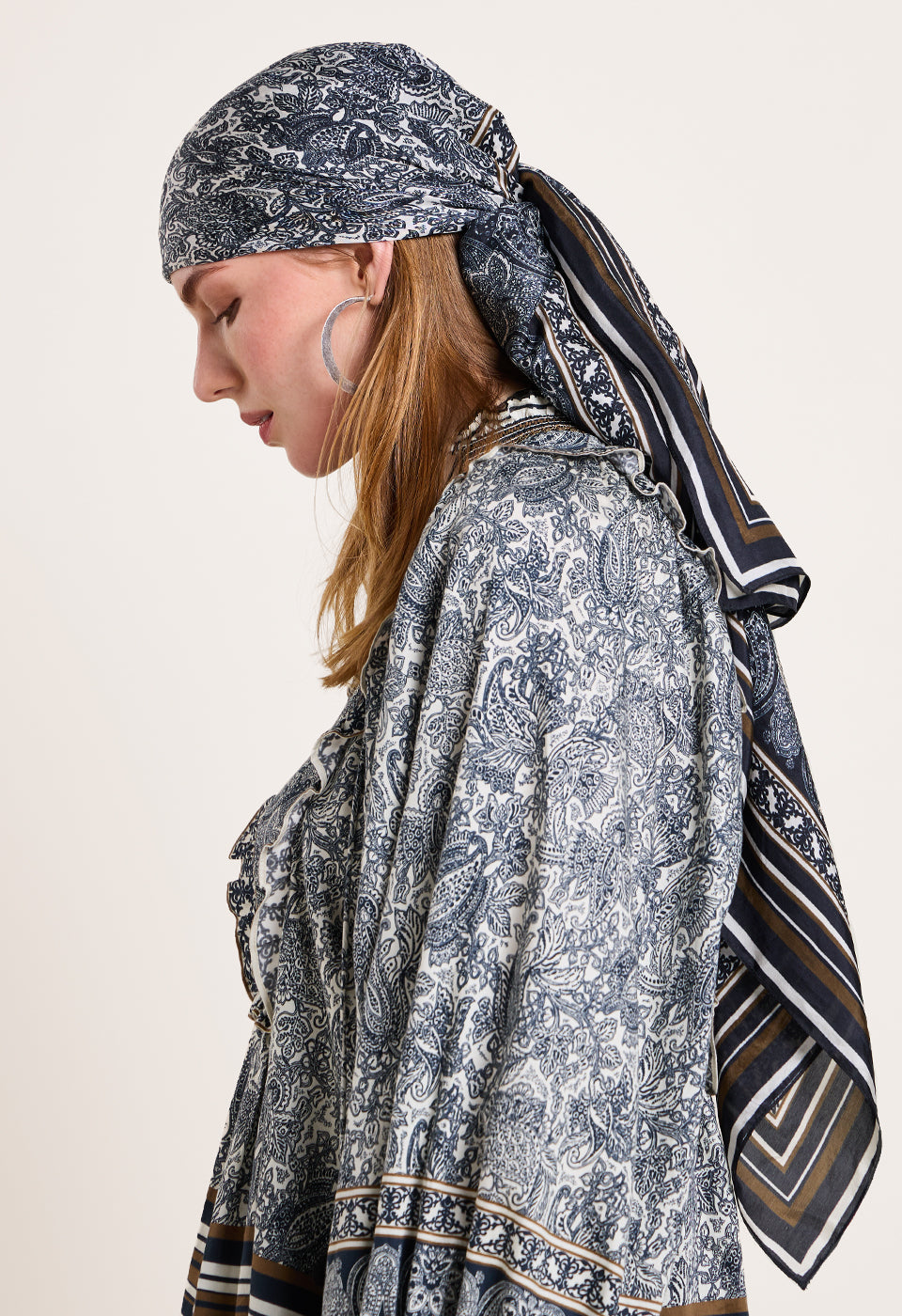 DUSK SCARF