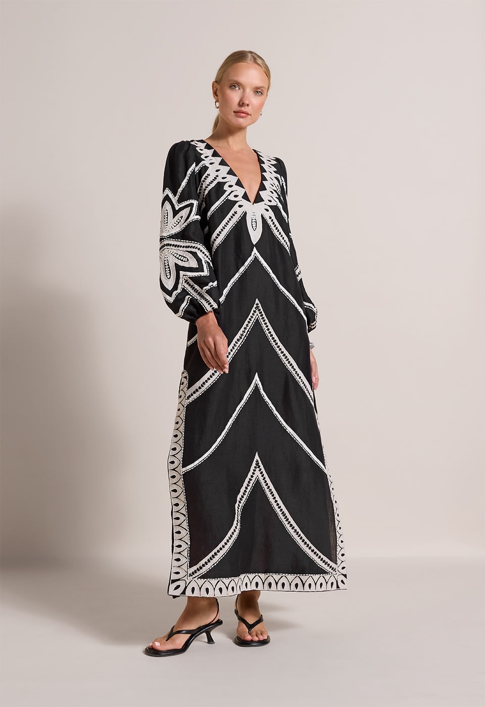 Hillary Kaftan Onyx Black / S