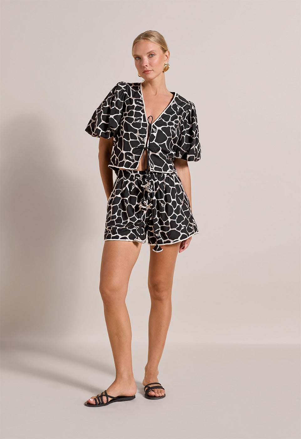 KOSOS SHORTS Scarlett Poppies Shorts