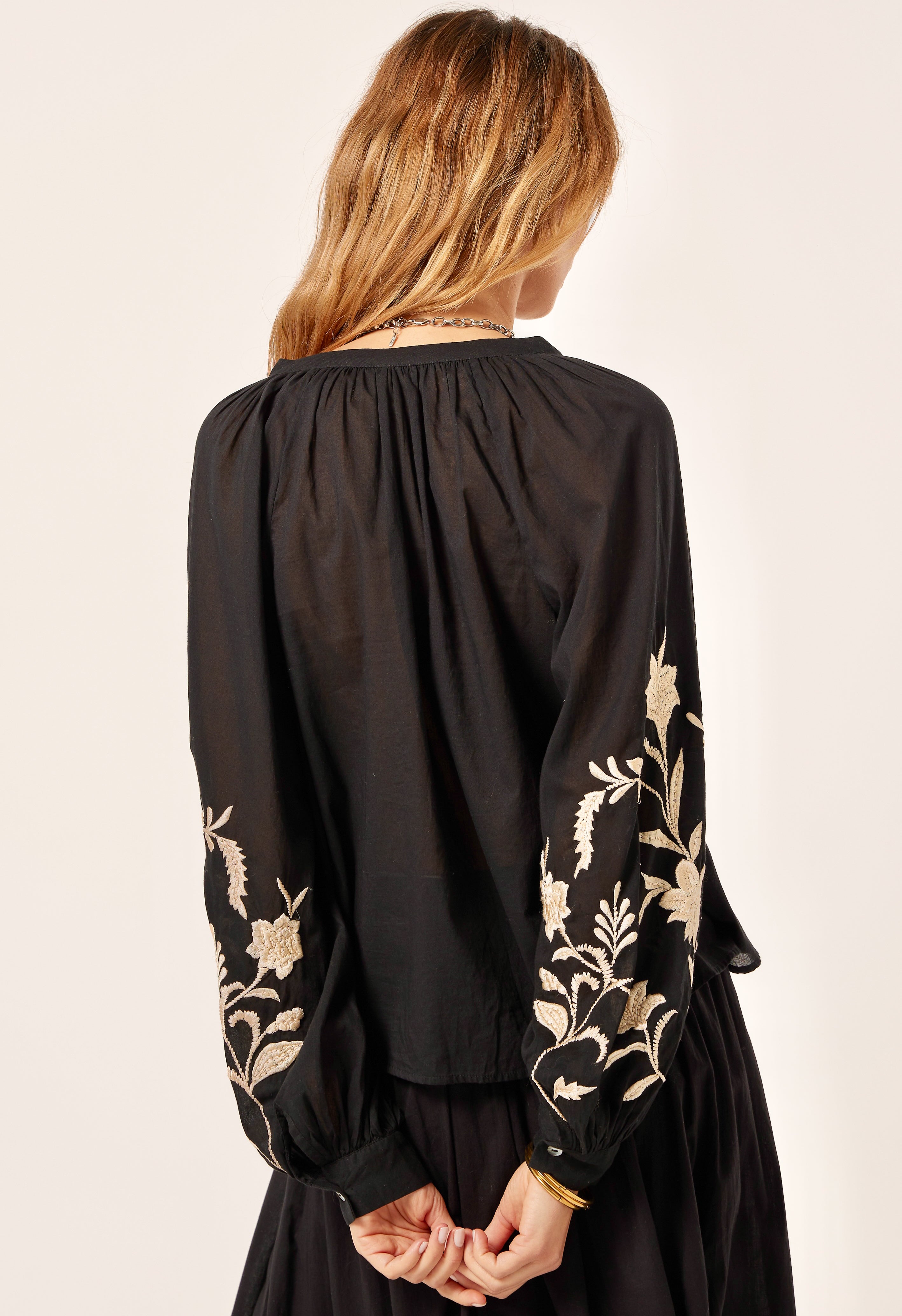 Marbella Top Scarlett Poppies Tops