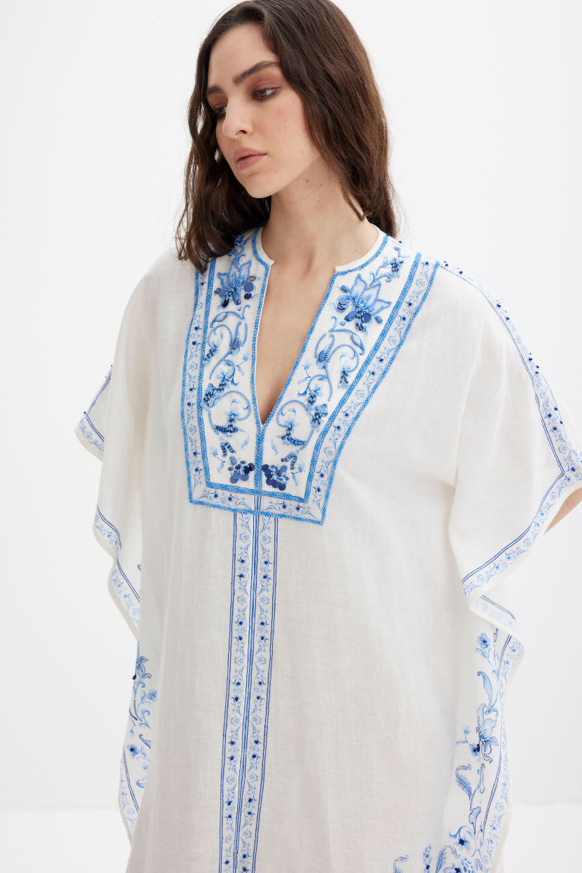 AMISHA KAFTAN Scarlett Poppies 