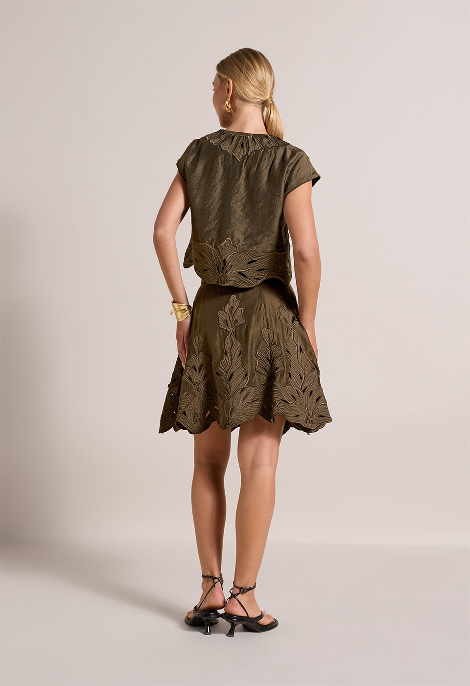FAHARI VEST Scarlett Poppies Tops