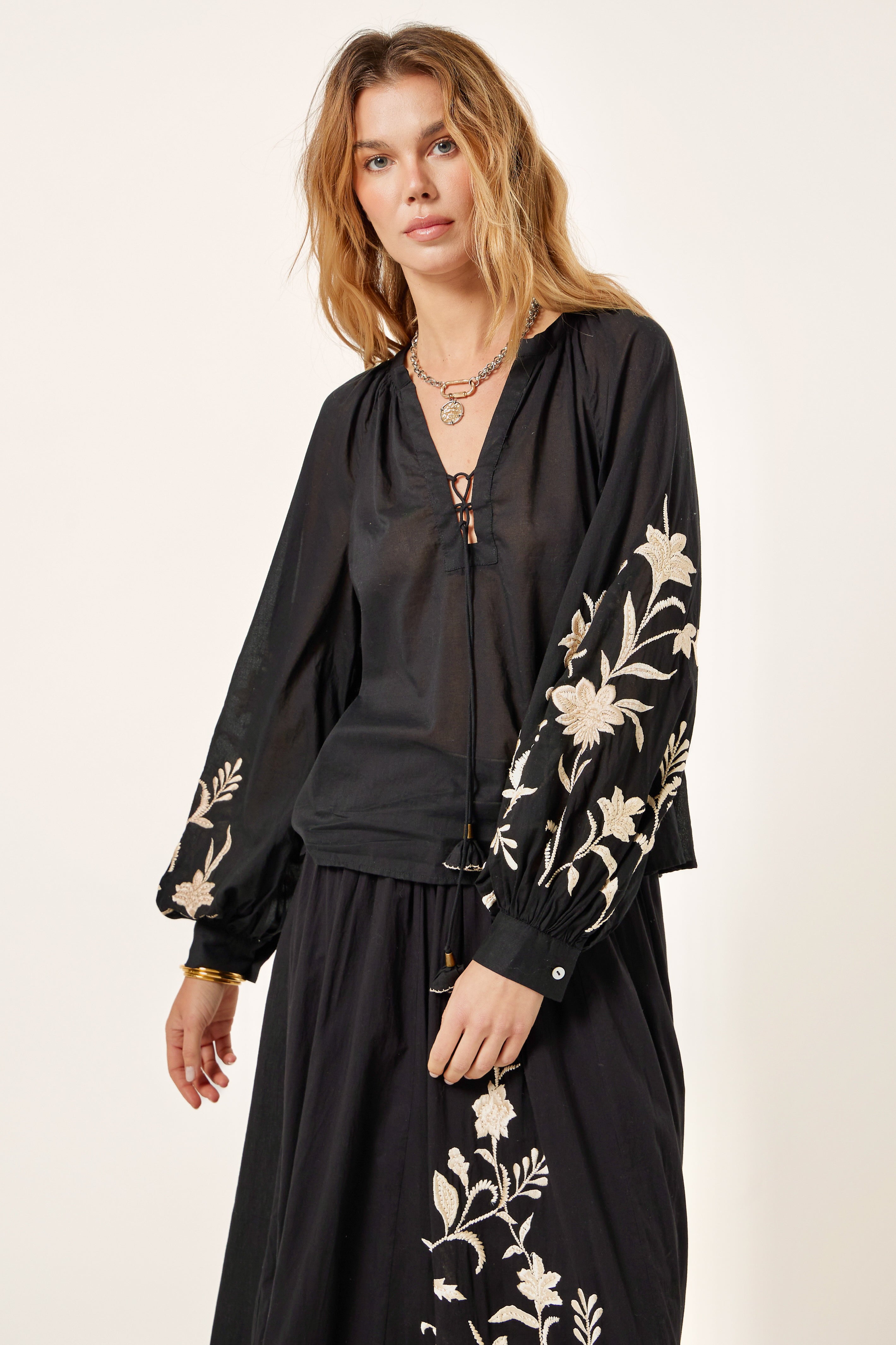 Marbella Top Scarlett Poppies Tops